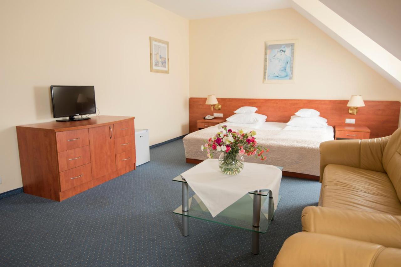 Hotel Daria Tychy Esterno foto