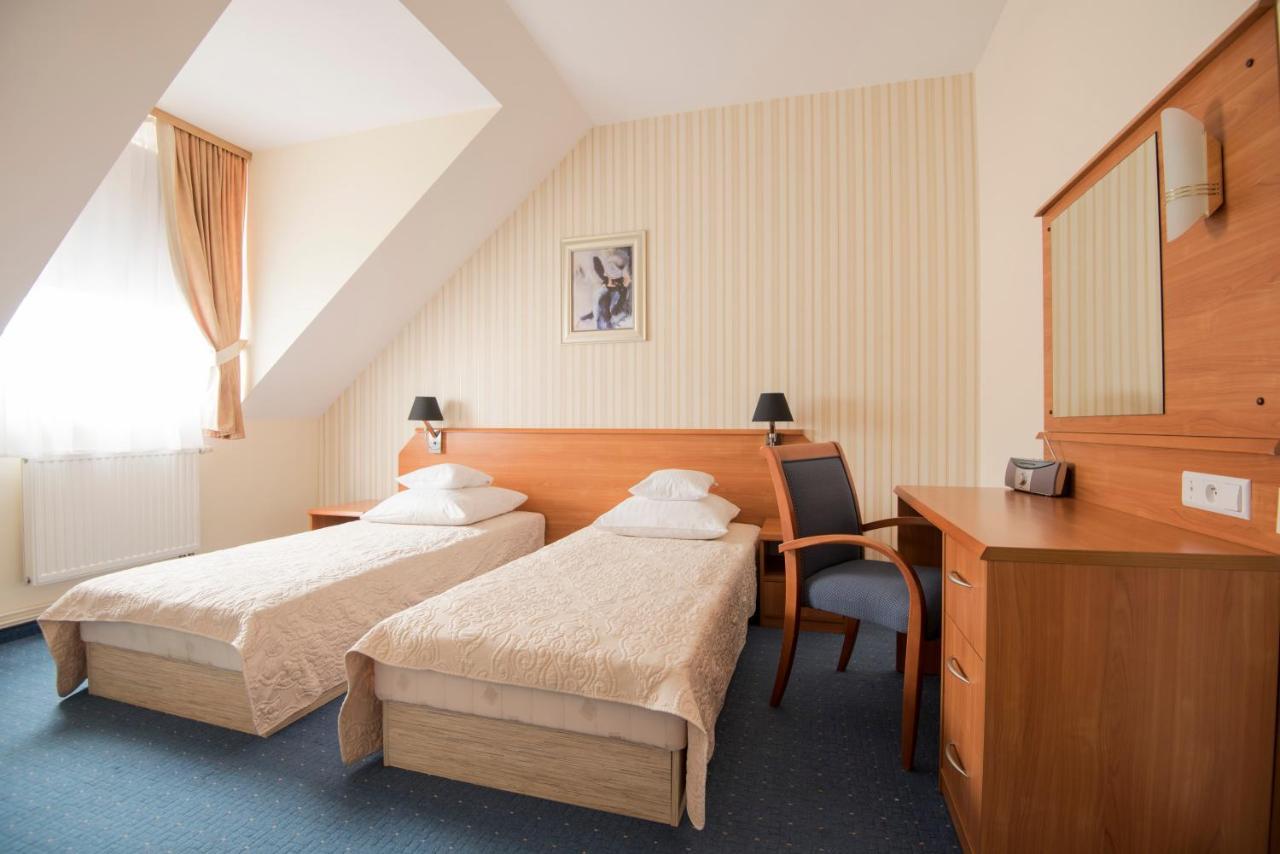 Hotel Daria Tychy Esterno foto