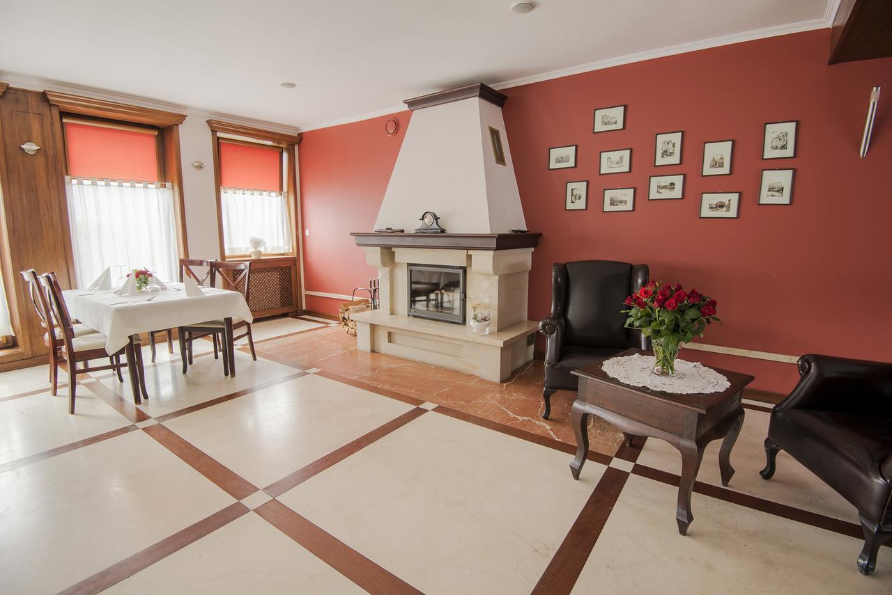 Hotel Daria Tychy Esterno foto